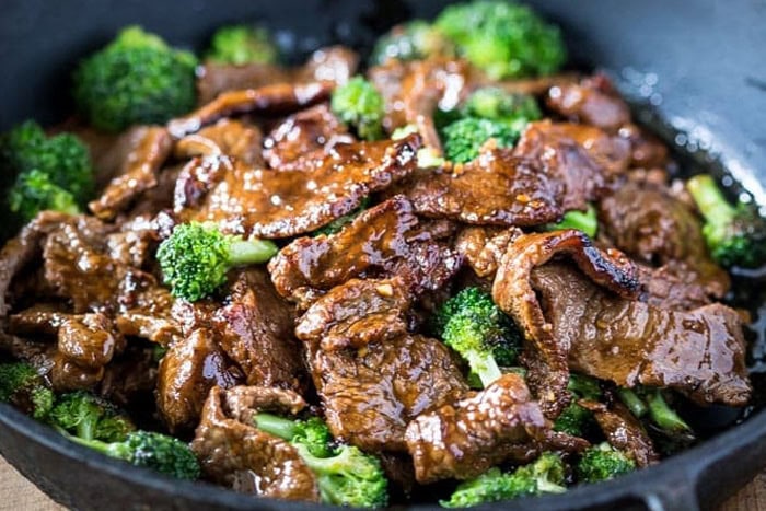 Keto beef broccoli stir fry