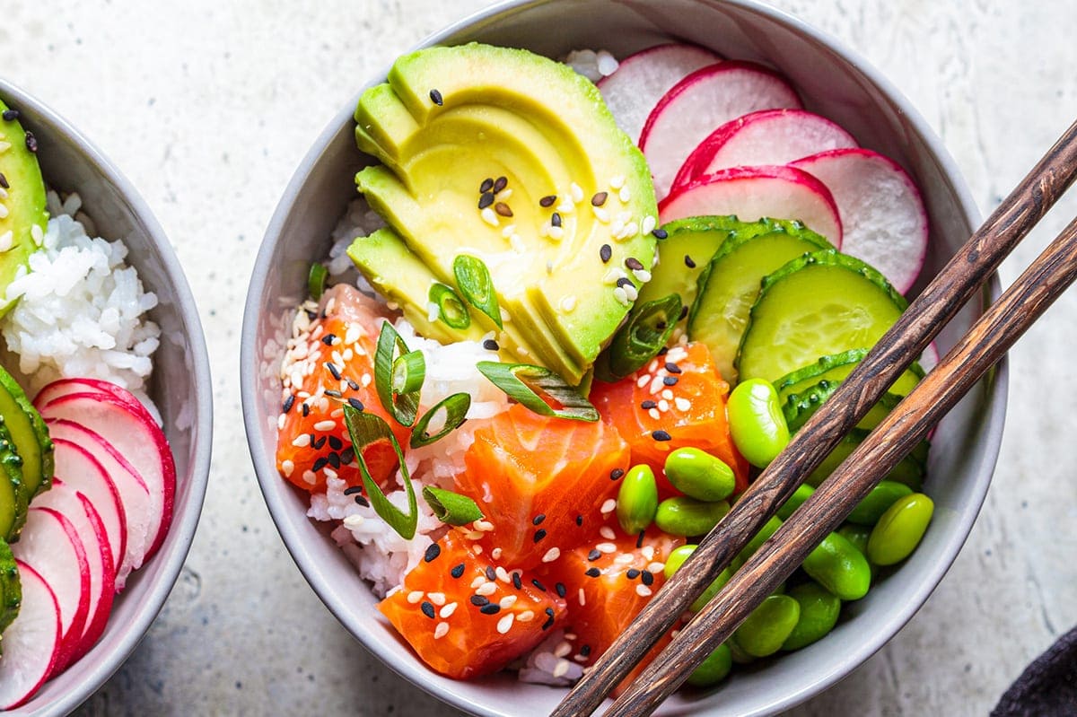 Poke Bowl - A healthy and very good dish from Hawaii.