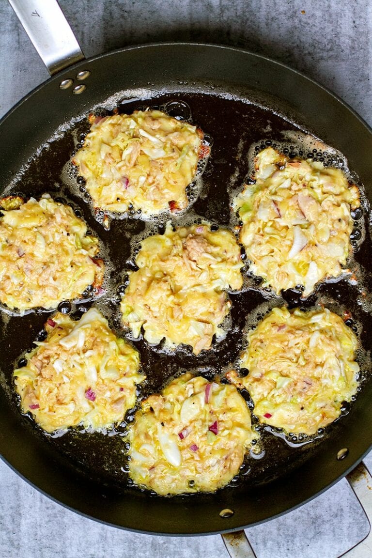 Tuna Cabbage Patties With Spicy Garlic Mayo
