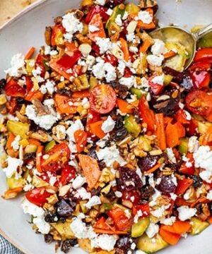 Best feta salad with crunchy vegetables