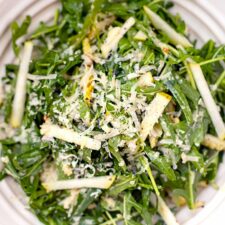 Rocket salad with pear & parmesan