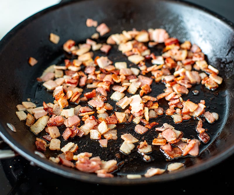 Pan frying bacon to crispy