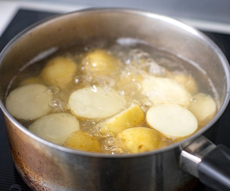 Boiling potatoes for potato salad