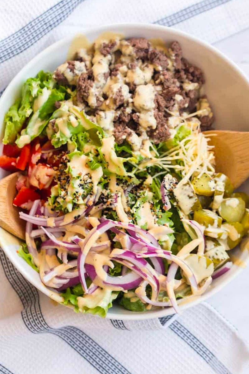 Cheeseburger salad for lunch