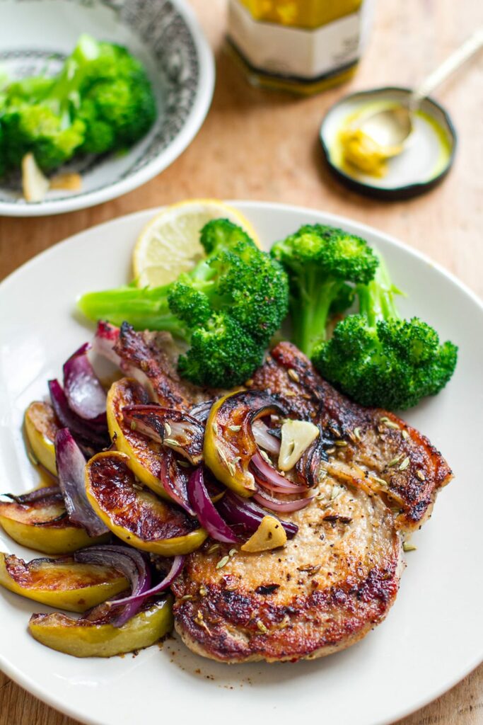 Fennel Pork Cutlets With Apples & Onions