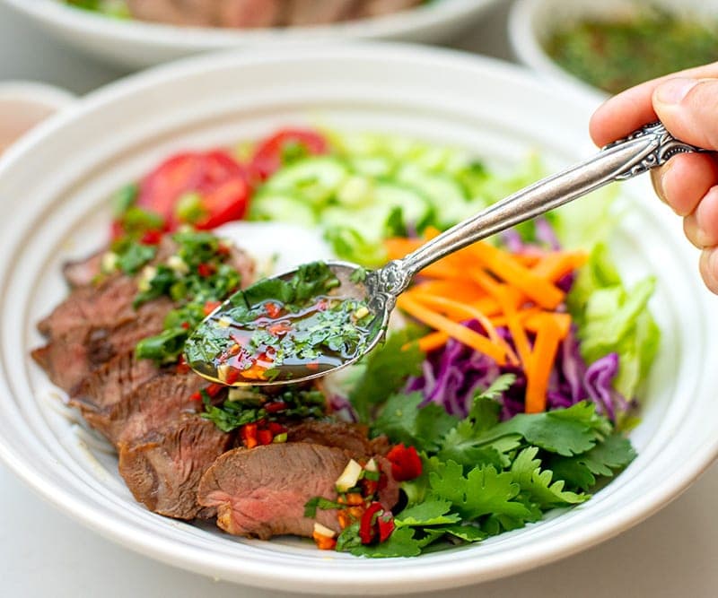 How to make rice noodle salad with beef and crying tiger sauce dressing