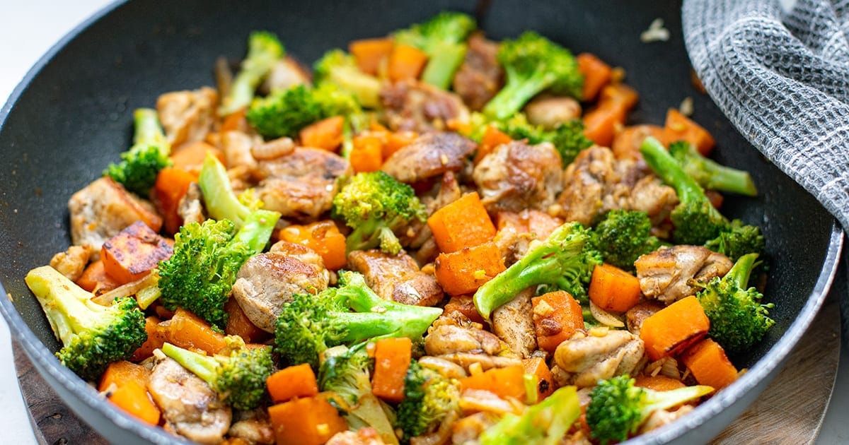 One-Pan Chicken & Veggies Skillet