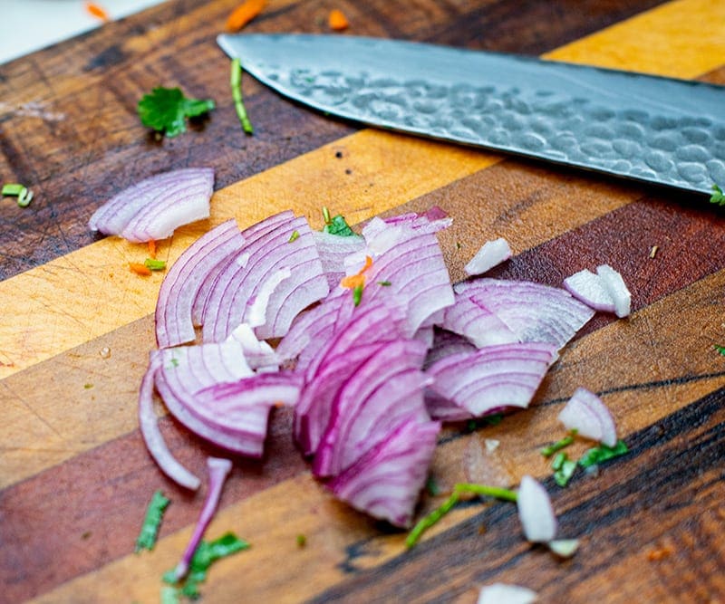 Sliced red onion