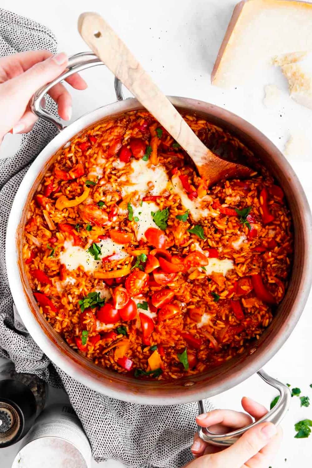 Unstuffed Pepper Skillet with rice and ground beef