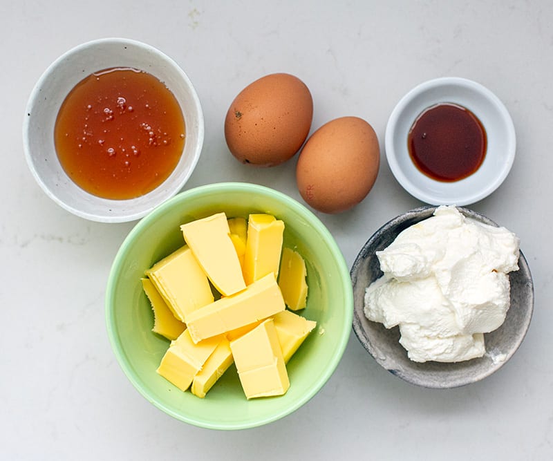 Wet ingredients: butter, eggs, honey, vanilla, ricotta