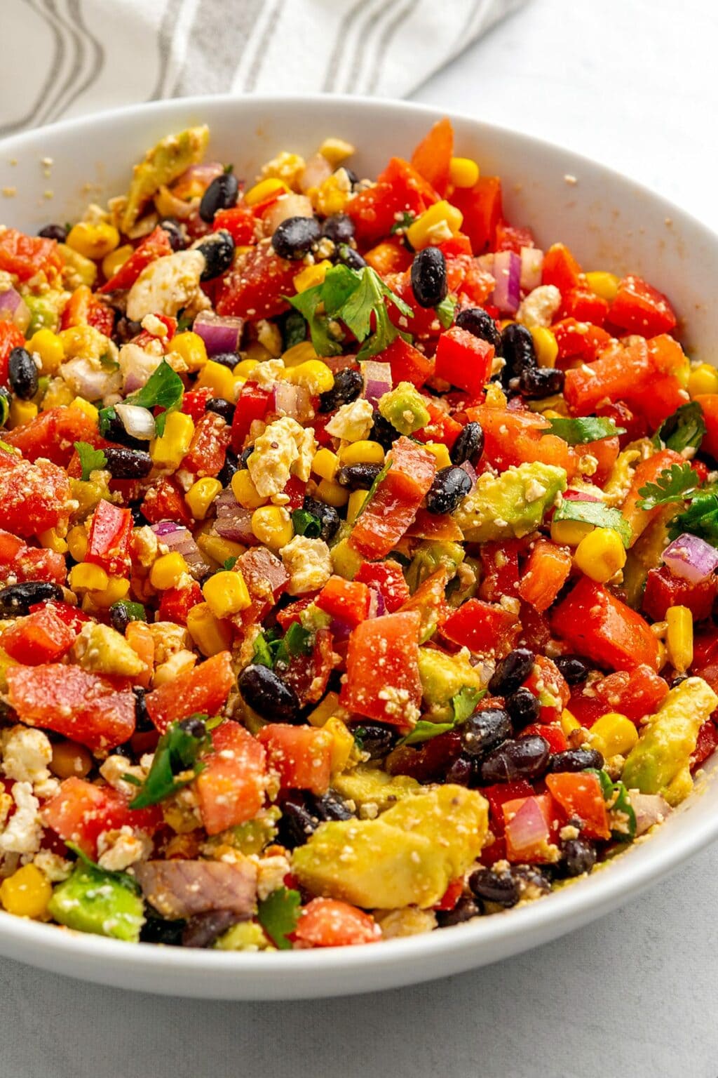 Mexican Salad With Black Beans, Corn & Avocado