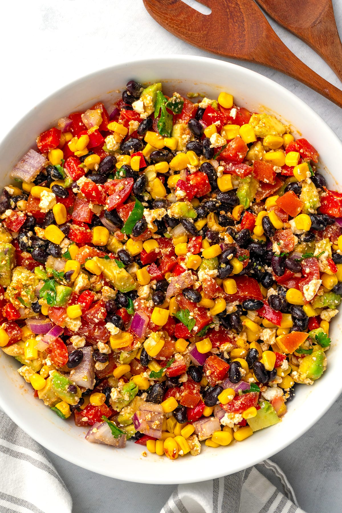 Mexican Salad With Black Beans, Corn & Avocado