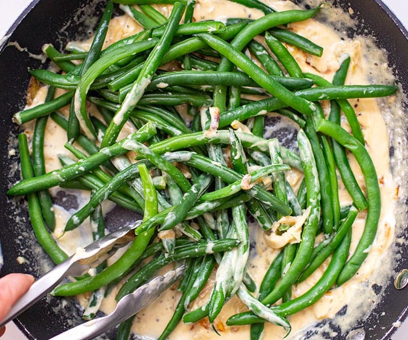 Green beans in a creamy onion garlic sauce