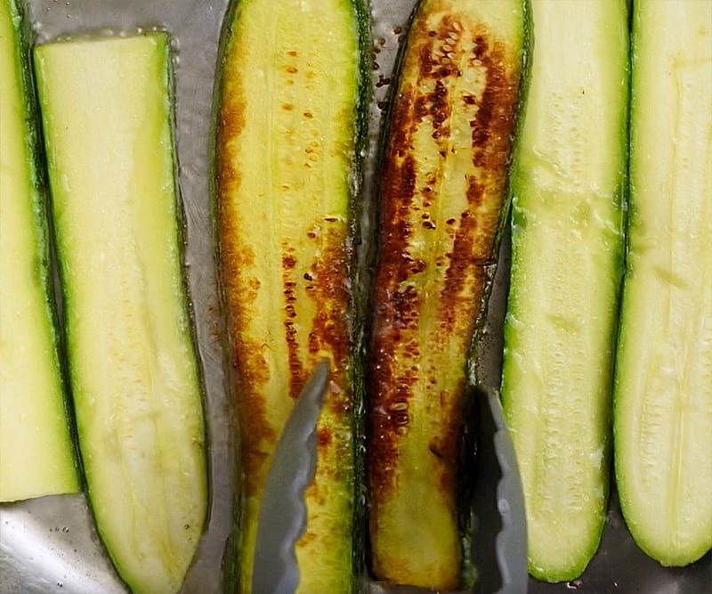 Grilling zucchini
