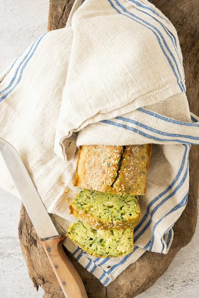 spinach cheese bread sliced after baking
