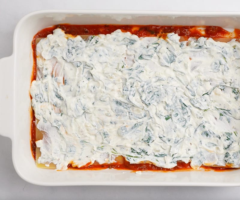 Tomato sauce and cottage cheese spinach mixture