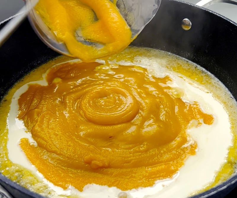 Add squash puree to the sauce