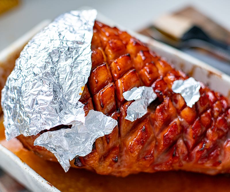 Protecting baked ham with foil
