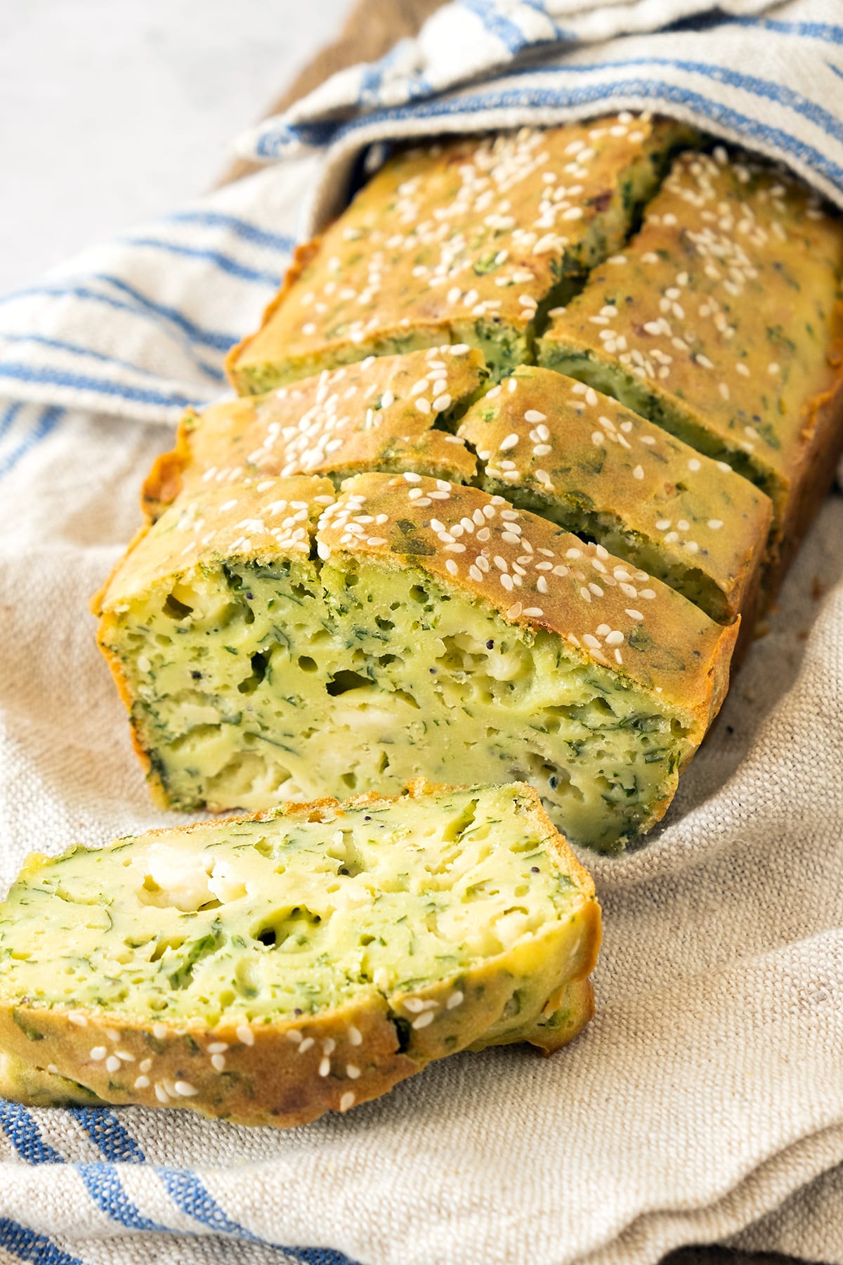 Cheesy spinach bread with feta and blue cheese
