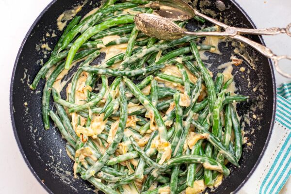 Creamed Green Beans With Onions & Garlic