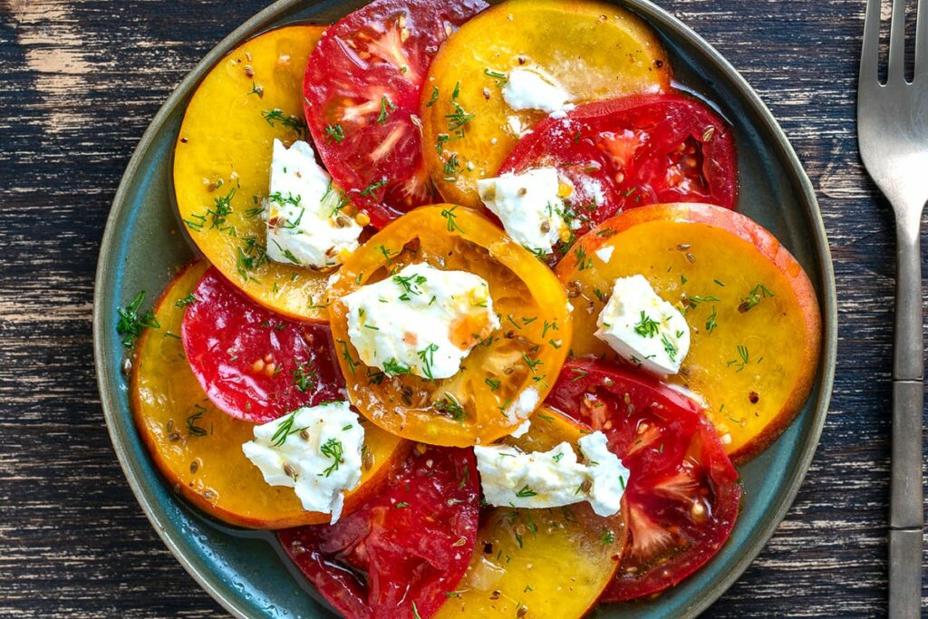 Feta cheese recipes: tomato salad