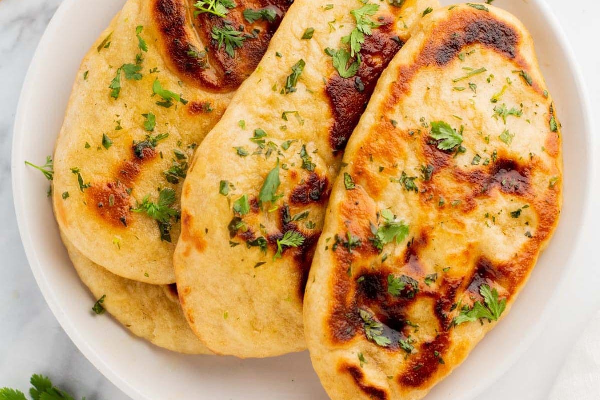 Easy Garlic Naan Bread