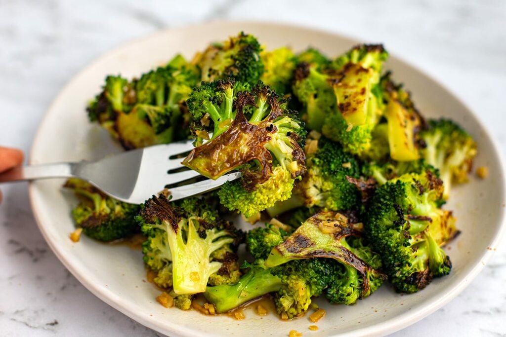 Pan fried broccoli with garlic and soy sauce