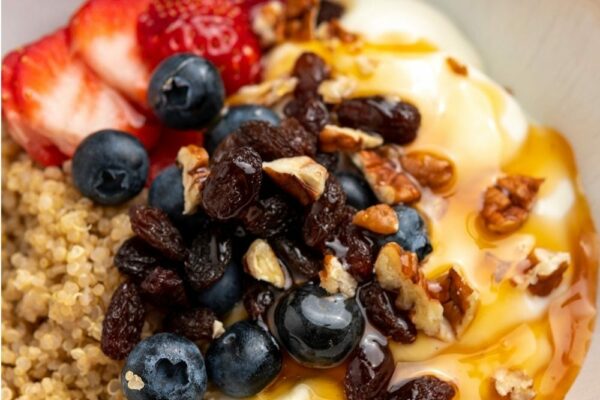 Greek-Style Quinoa Yogurt Breakfast Bowl