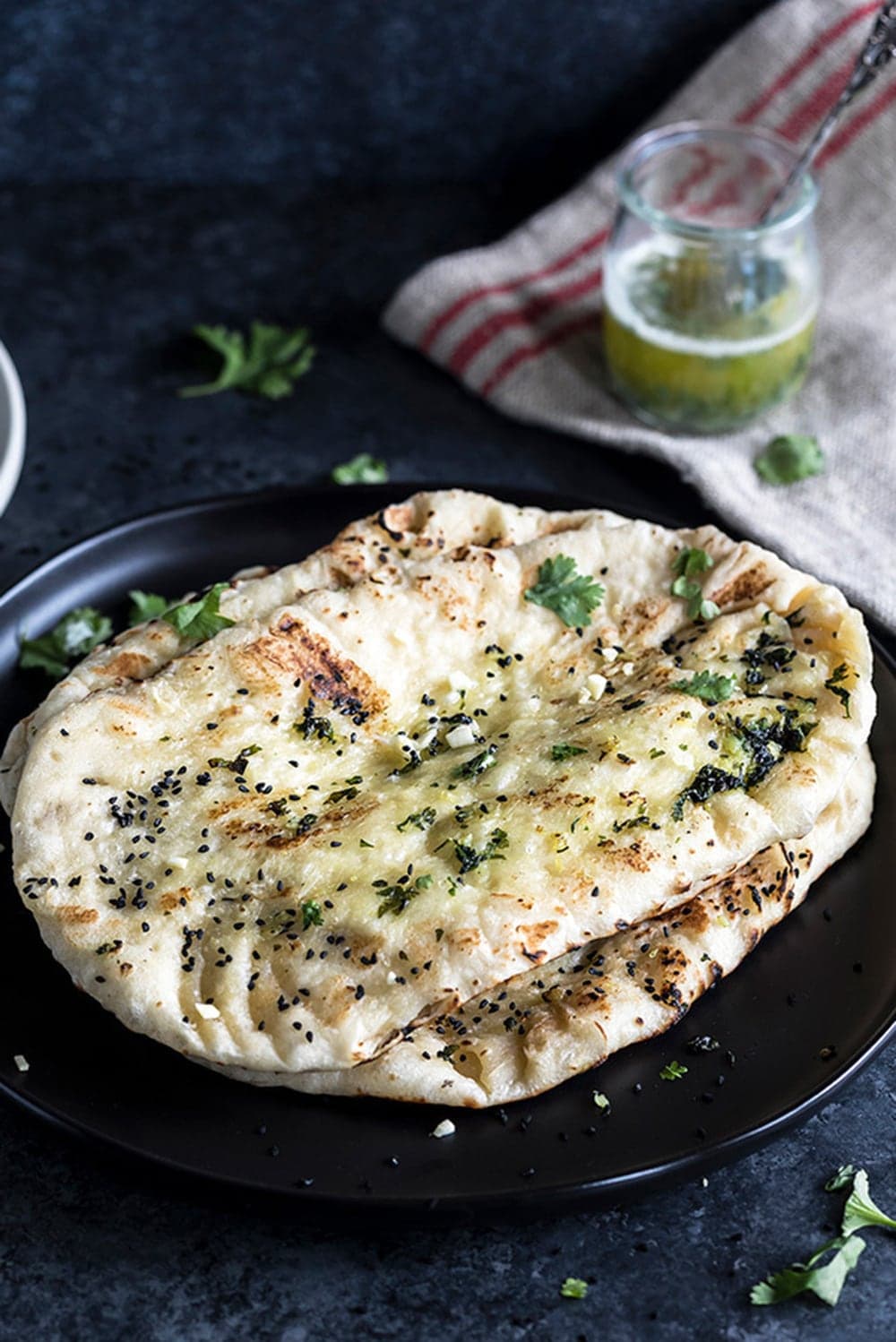 Restaurant Style Garlic Naan