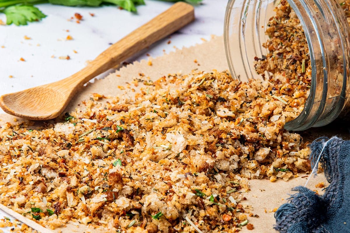 Pangrattato (Italian Breadcrumbs)