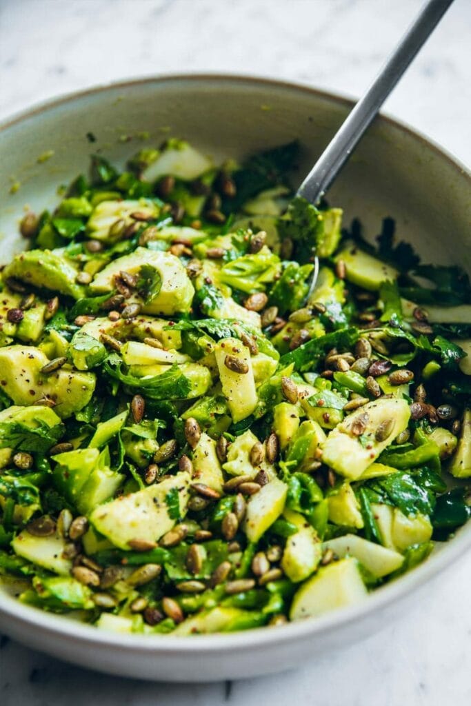 Green avocado salad