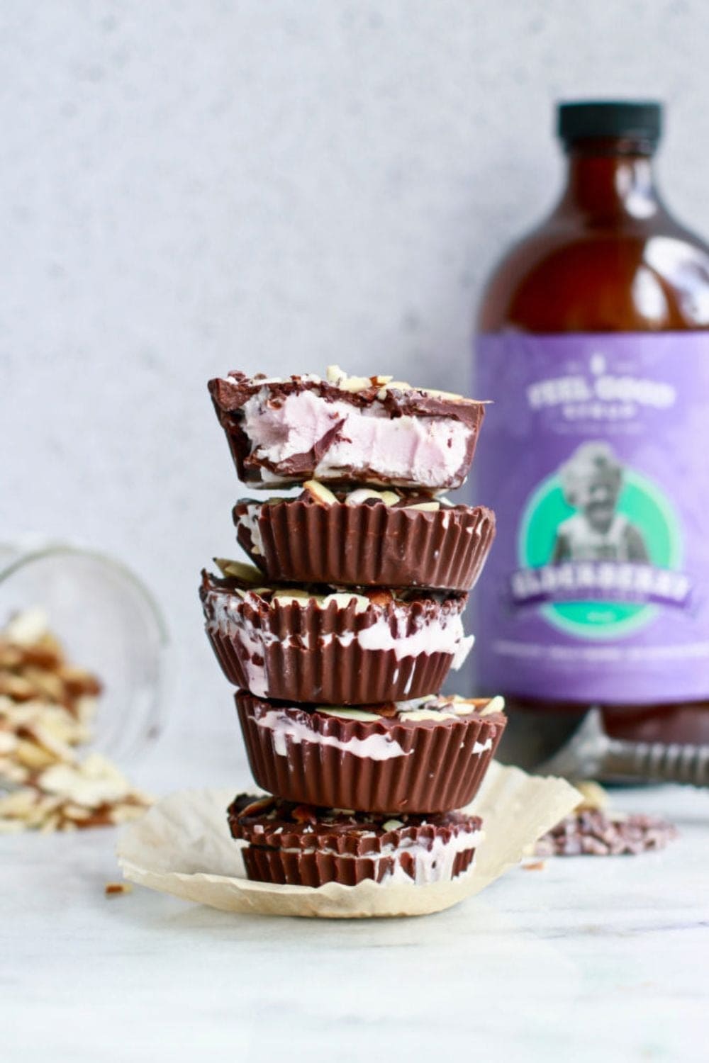 Ice Cream Cups with Elderberry