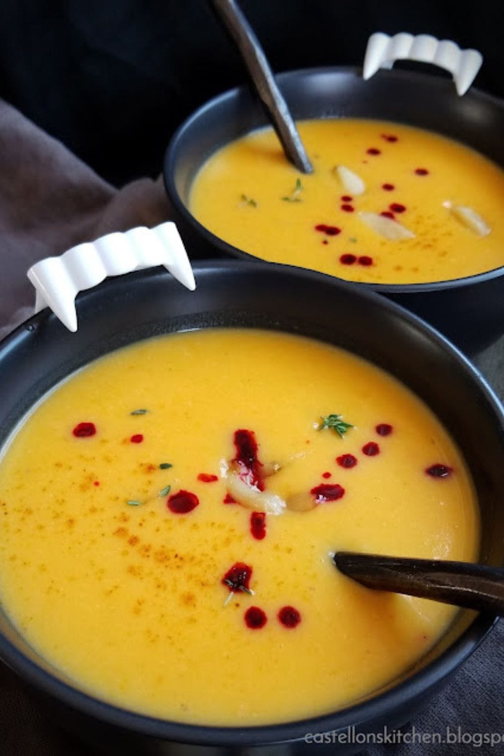 Vampire Slayer Soup (Roasted Garlic Sweet Potato Soup)