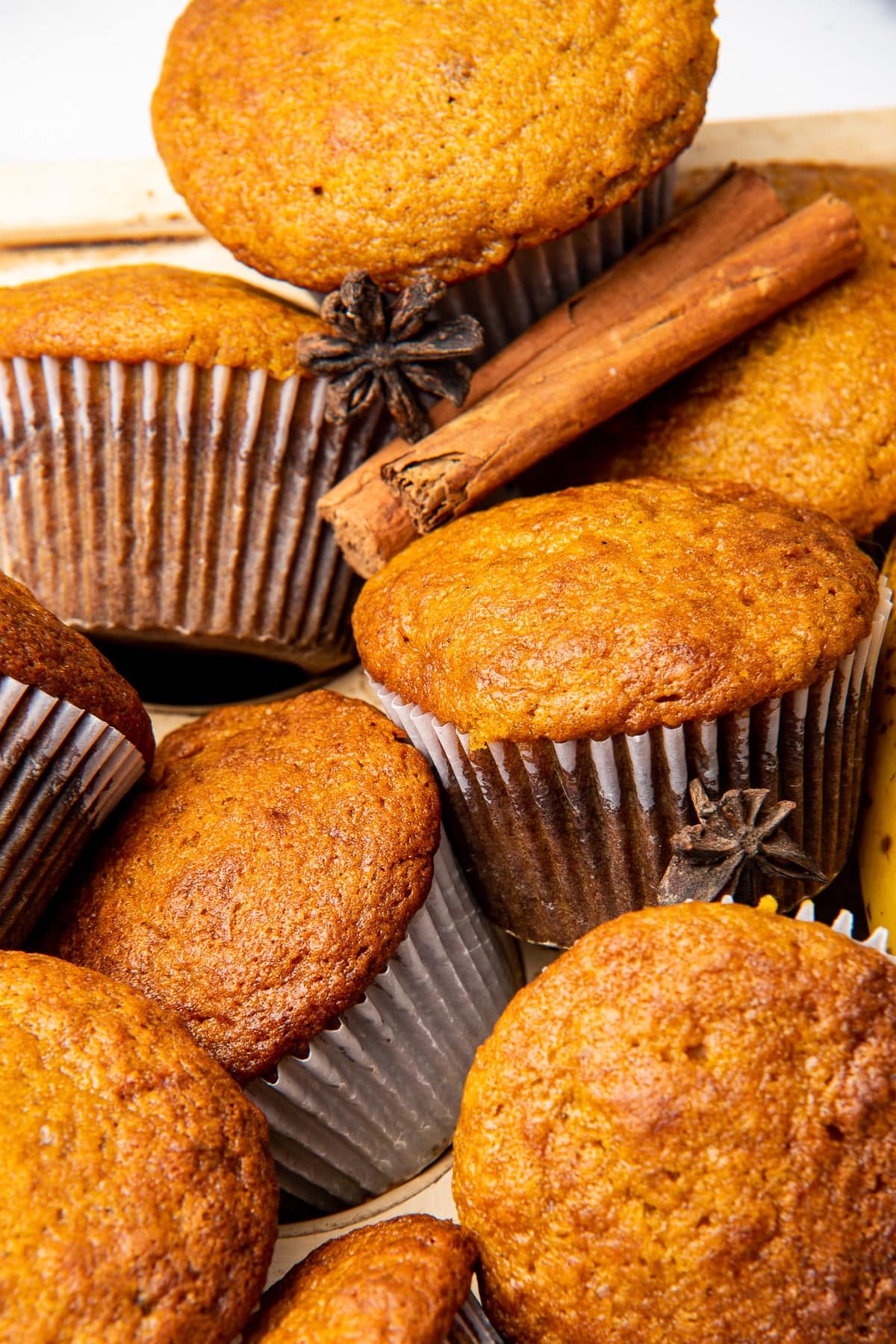 おまとめ　Middle Banana Magic Pumpkin Banana Muffins - doublethespoonfuls.com