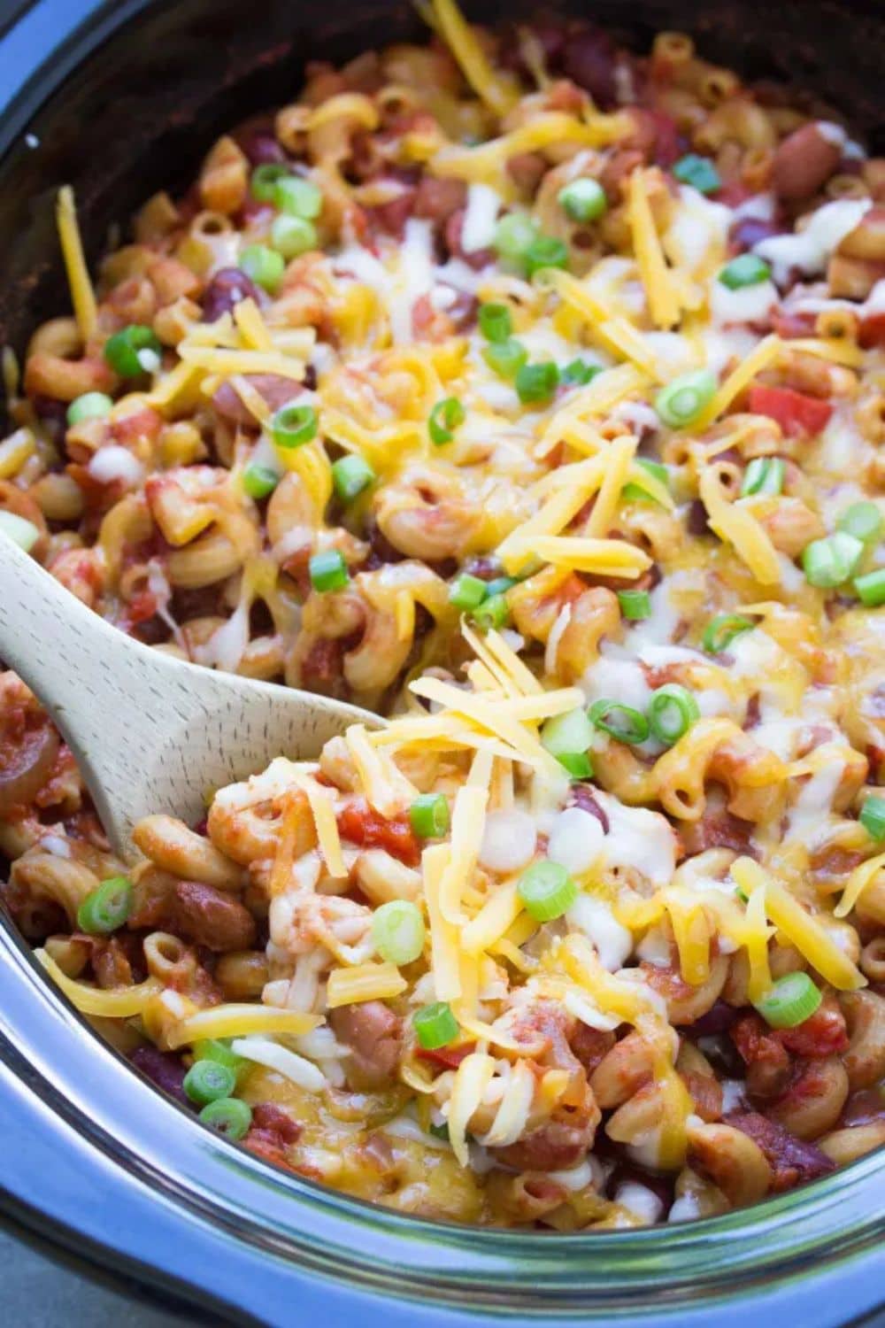Slow Cooker Vegetarian Chili Mac