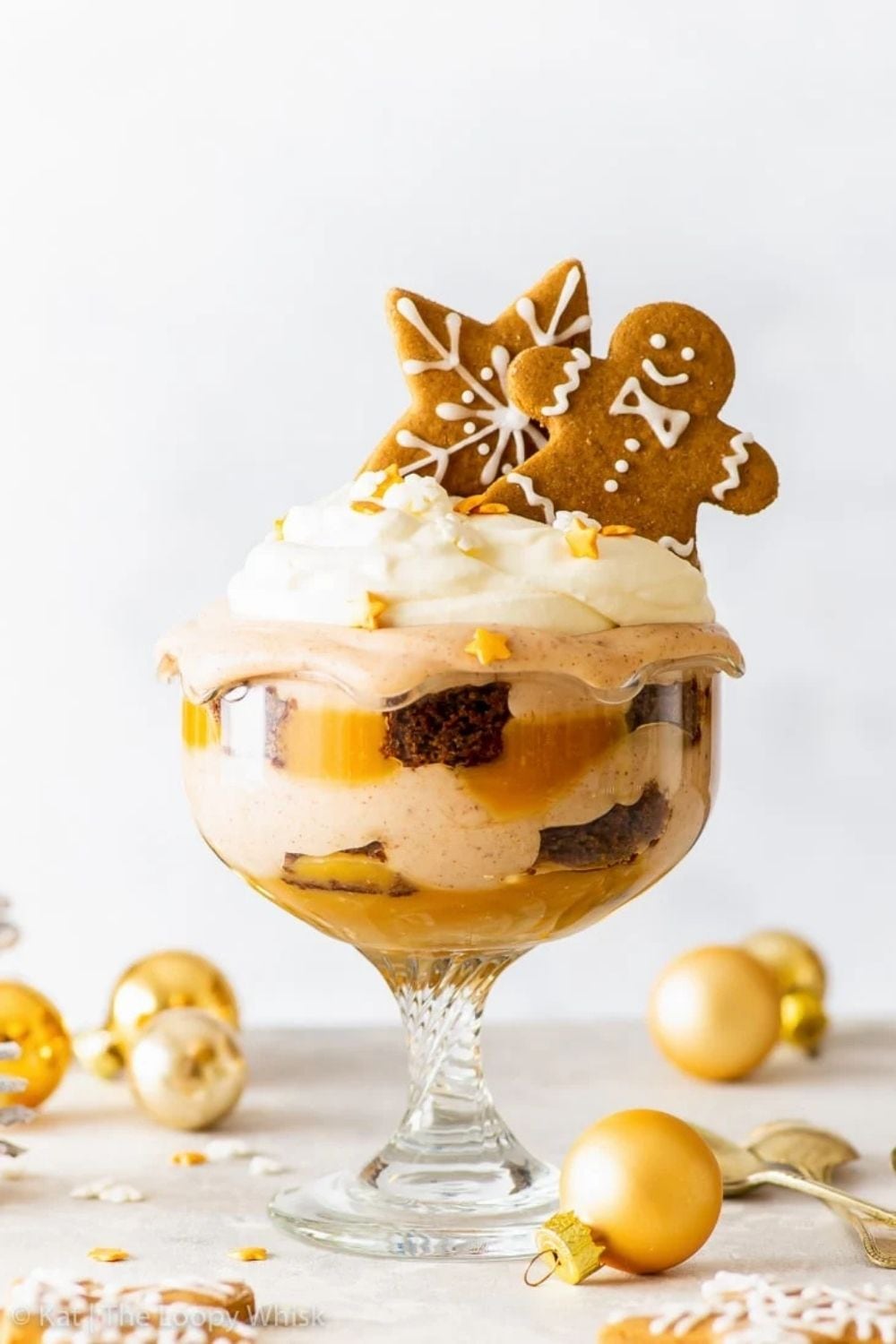Vegan Gingerbread Christmas Trifle