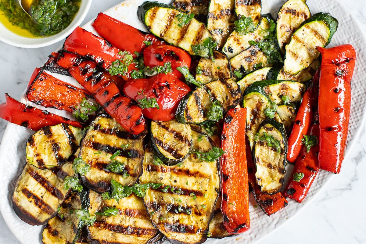 Grilled Vegetables With Parsley Lemon Garlic Sauce