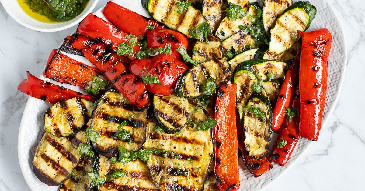 Grilled Vegetables With Herb & Garlic Sauce