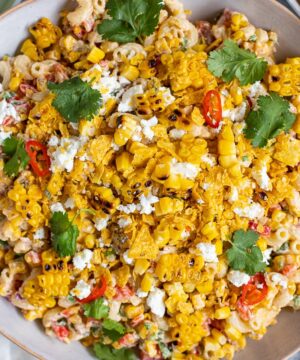 Creamy elote pasta salad