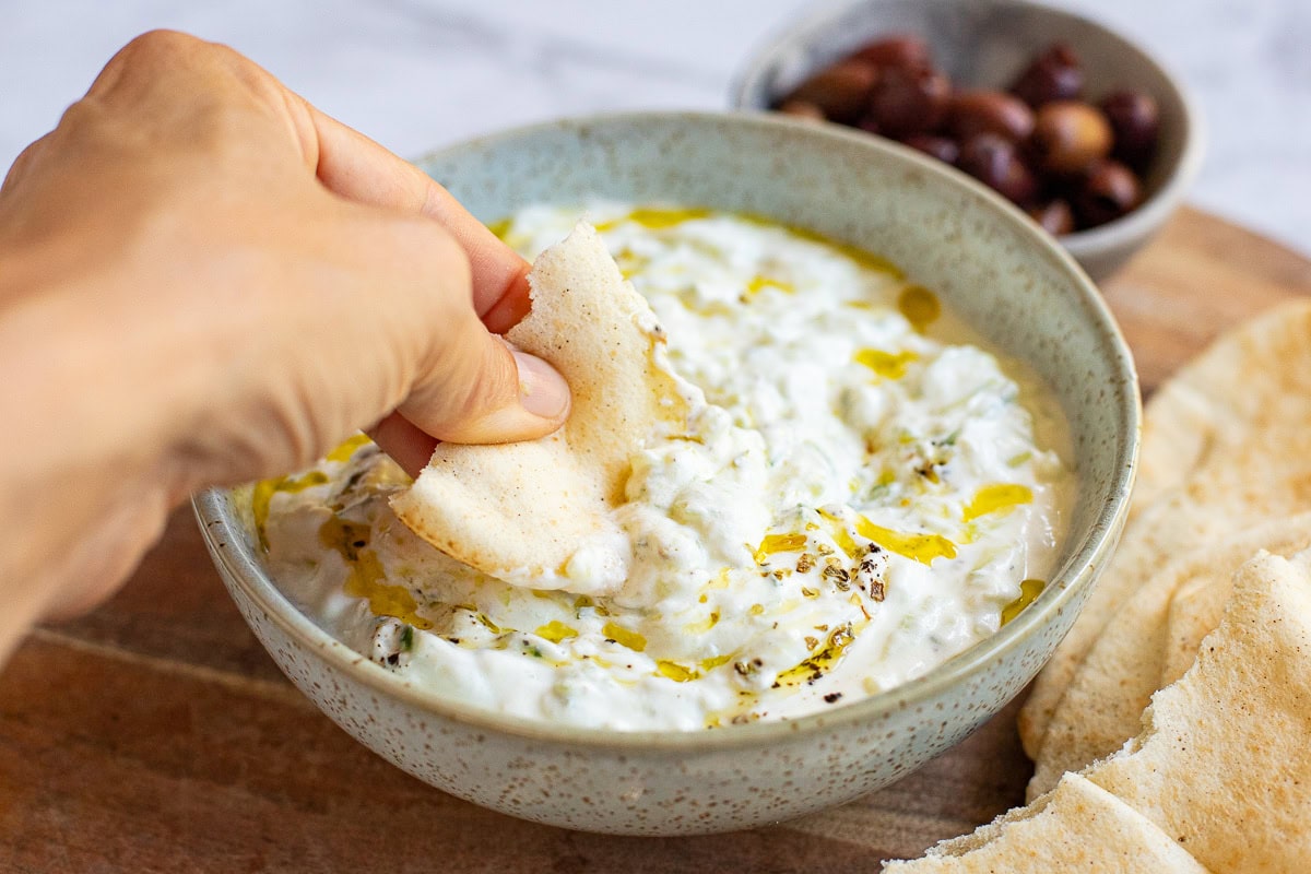 Tzatziki sauce (Greek dip)