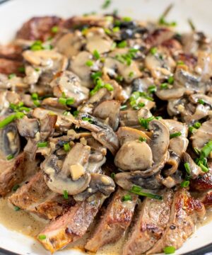 steak with mushroom sauce