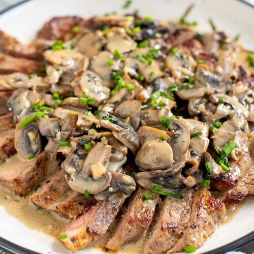 steak with mushroom sauce