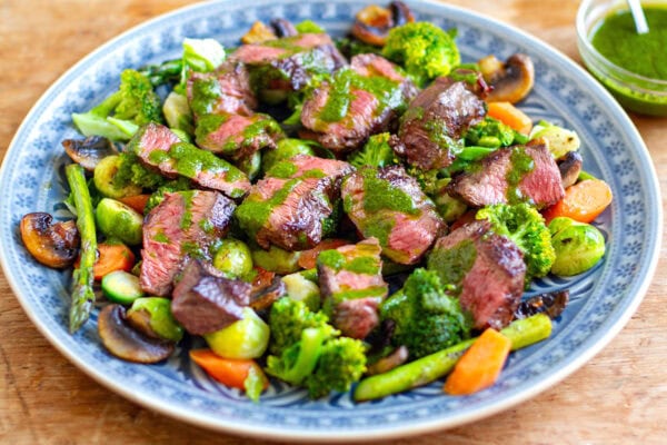 Flat Iron Steak With Zingy Sauce