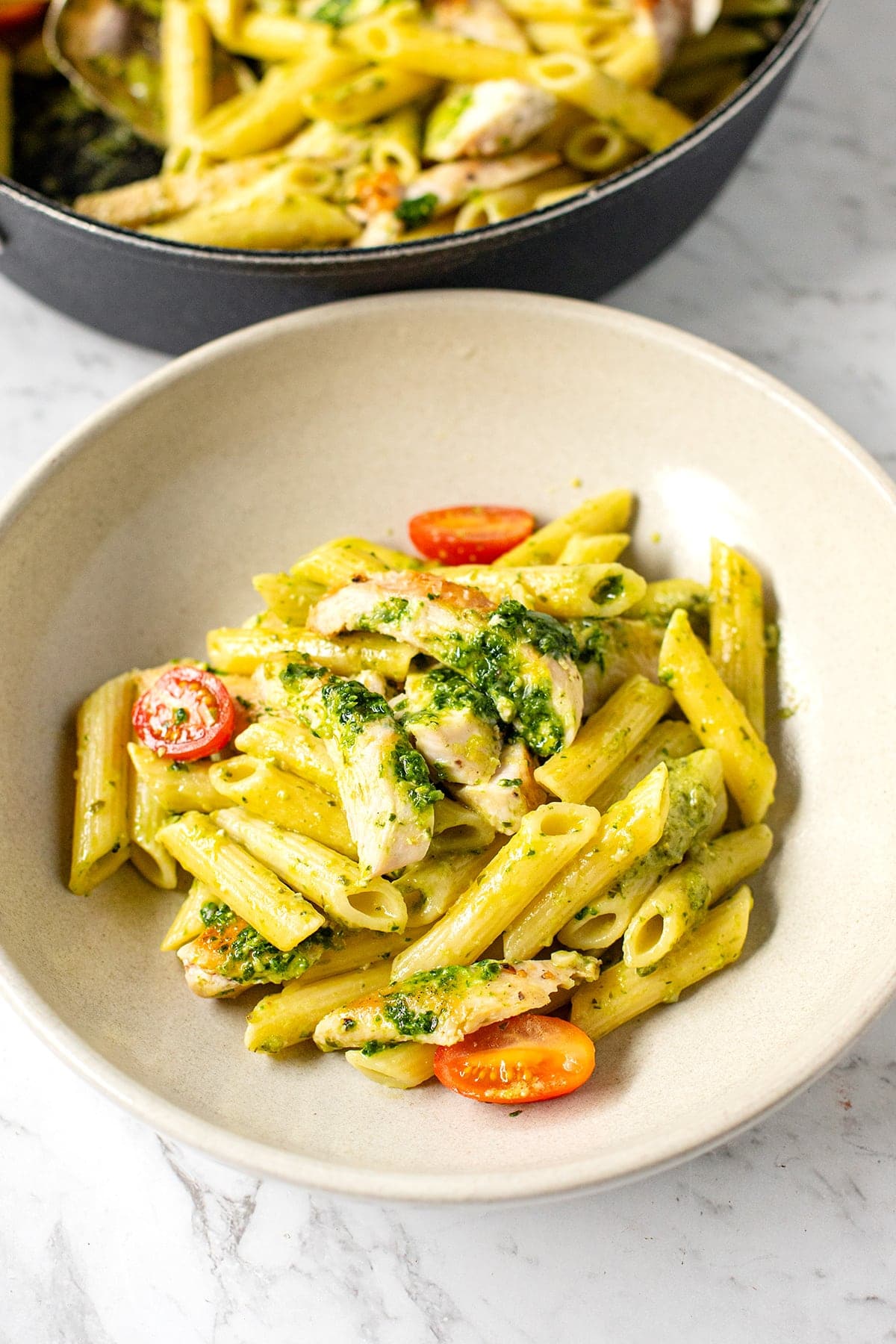 creamy pesto chicken pasta