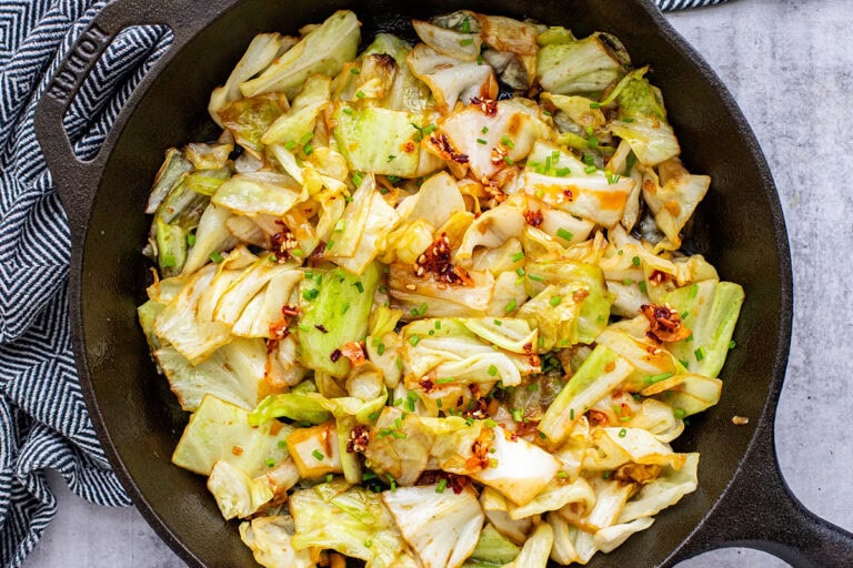 Sautéed Cabbage With Lemon & Garlic
