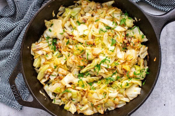 Sautéed Cabbage With Lemon & Garlic