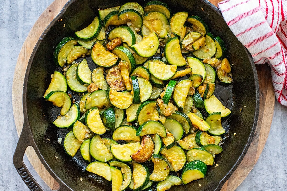 Sautéed Zucchini With Garlic & Lemon