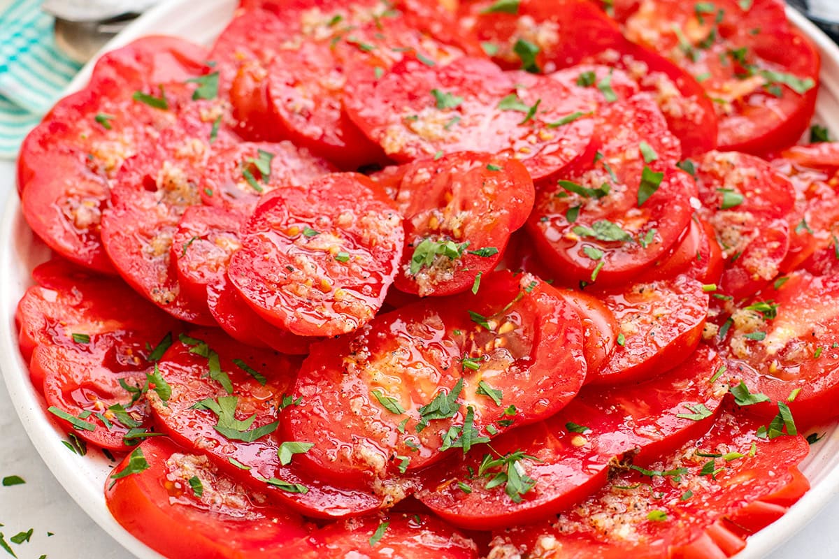 Garlicky Tomato Salad