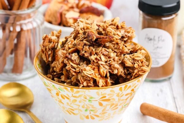 Apple Cinnamon Granola